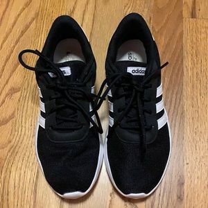 Ladies Adidas Tennis Shoes